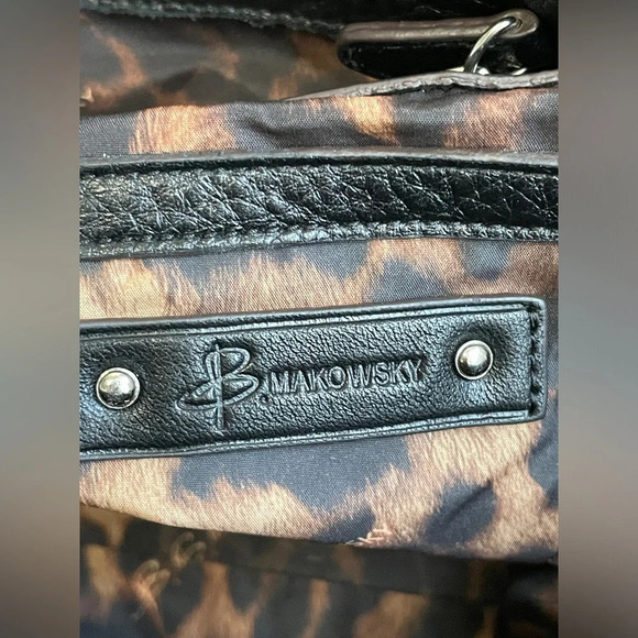 B. Makowsky Black Leather Metallic Gray Handles Hobo Shoulder Handbag EUC - Picture 5 of 6